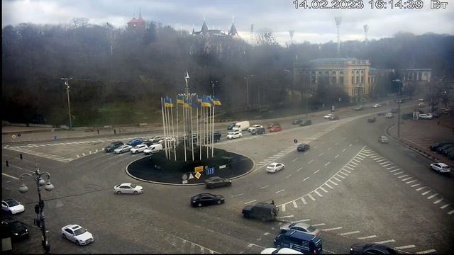 Веб-камера Киев Европейская площадь + Майдан 2023 02 14 смотреть онлайн