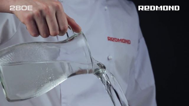Veloute de champignons, avec le Multicuiseur REDMOND RMC-280E, recette смотреть онлайн