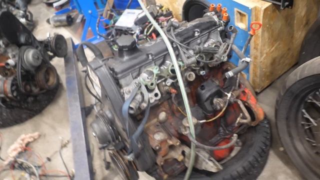 My Volvo 740 is Ready for Its New Engine смотреть онлайн