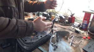 Как разобрать зеркало на ГАЗели. Замена повторителя поворота.