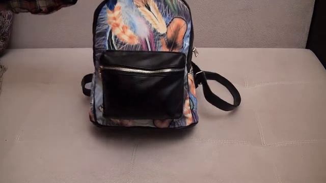 Рюкзак Черный перья принт смотреть онлайн