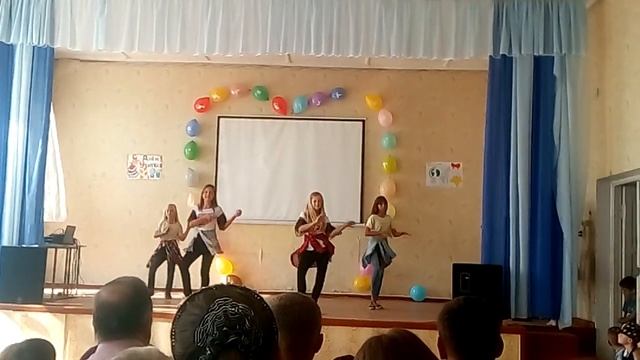 Танец флешмоб на День учителя! (7 класс) смотреть онлайн