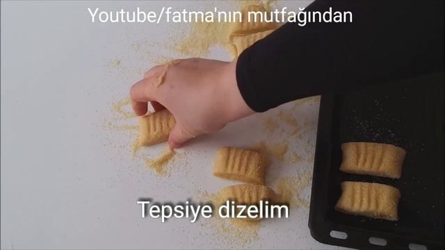 BİZİM EVİN EN SEVİLENİ?YAPTIĞIM GİBİ KAPIŞ KAPIŞ BITEN LEZZETİ MUHTEŞEM İRMİK TATLISI смотреть онлайн