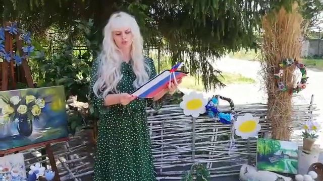 Он-лайн выставка декоративно-прикладного творчества " Россия в цветах " смотреть онлайн