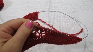 детский берет листики вязаный спицами