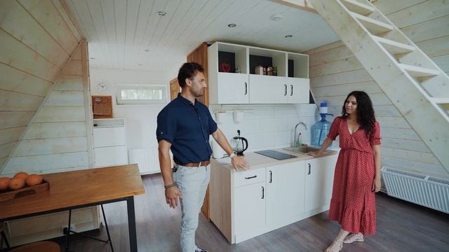 Мини дом шалаш за 600 тыс.руб. Обзор дома A-Frame. Треугольный дом. Загородный дом. Современный дом смотреть онлайн