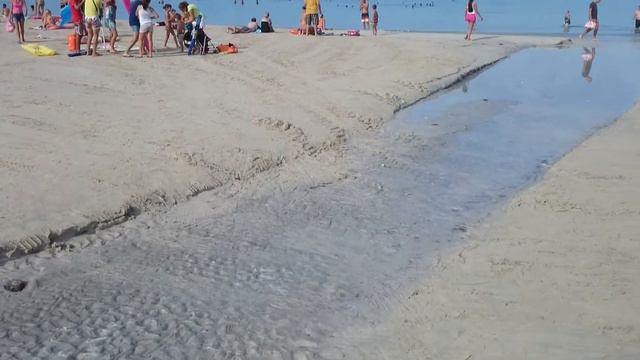 Пляж на о. Майорка (Испания). Эль-Ареналь. Mallorca - El Arenal смотреть онлайн