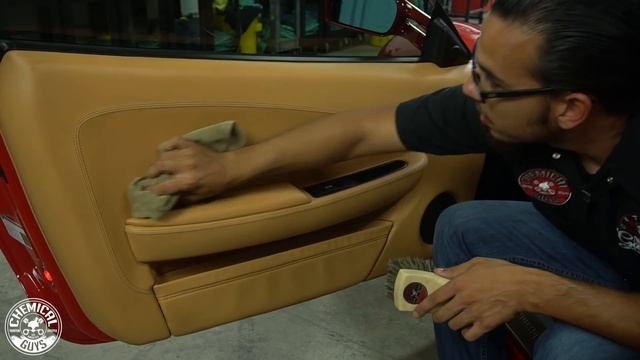 How To Clean And Condition Leather Seats - Ferrari F430 - Chemical Guys Car Care смотреть онлайн