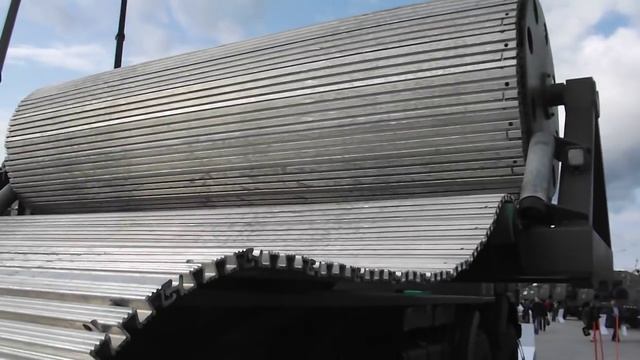 Машина для временных дорог представлена на "Армии" 2017 смотреть онлайн