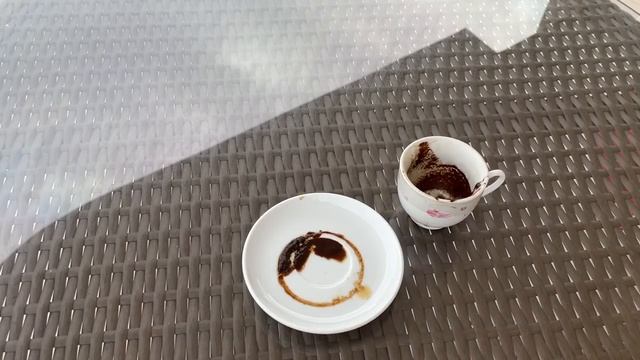 Чашка с сюрпризом! Огромные деньги и приобретения вас ожидают уже сейчас! смотреть онлайн