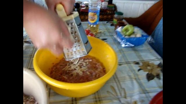 Грузинские купаты с сыром на мангале. смотреть онлайн