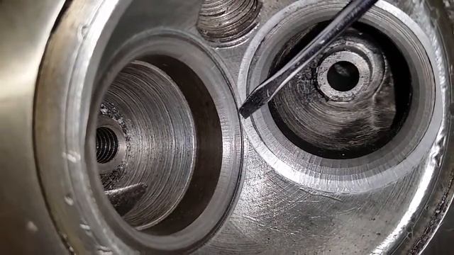 Развертка сёдел, притирка, проверка герметичности клапанов Урал смотреть онлайн