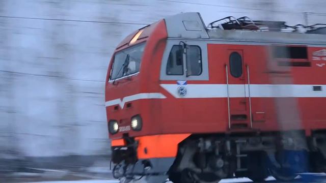 ЭП2К-070 с поездом №7 Екатеринбург - Москва смотреть онлайн