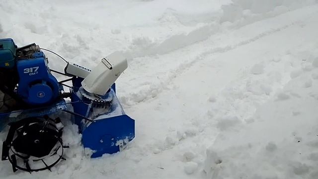 Снегоуборочник "Нева". смотреть онлайн