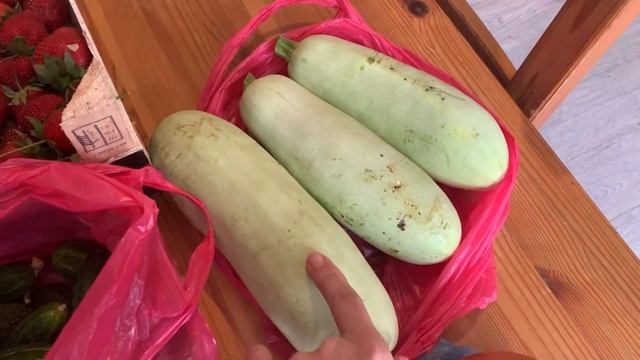Простое меню на два дня. Закупка продуктов (Магнит и рынок). Рулет из пашины?всё в одном видео смотреть онлайн