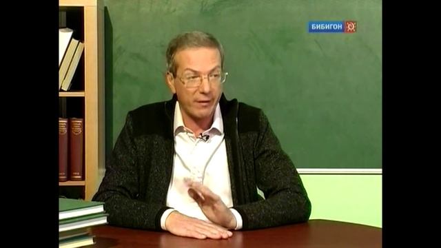 В библиотеке. Детская площадка. смотреть онлайн