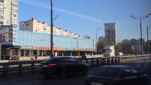 Едем по улице Народного Ополчения до шлюза №9 на автобусе 291 смотреть онлайн