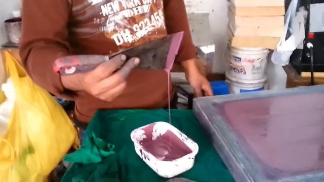 COMO EMULSIONAR Y CUADRAR UNA MALLA SERIGRAFICA PARA ESTAMPADO ?. смотреть онлайн