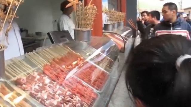 Необычная Еда, Которую Можно Найти Только в Китае смотреть онлайн