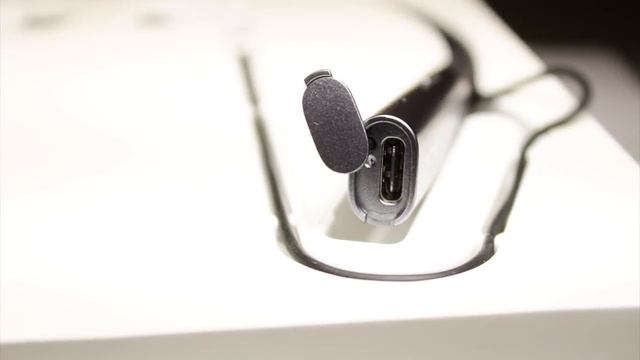 1More Triple Driver Bluetooth In-Ear Headphones - REVIEW смотреть онлайн