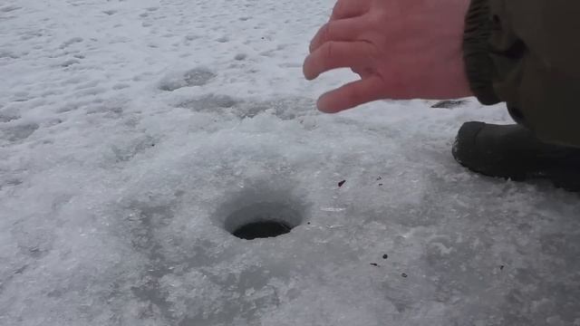 РЫБАЛКА В глухозимье! Еду туда не зная куда! Рыбалка в феврале! смотреть онлайн