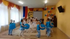 Танец Мир в детских руках