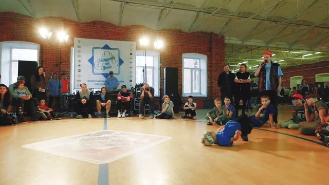 СОВЕРШЕНСТВУ НЕТ ПРЕДЕЛА 2018 | BREAKING KIDS 1х1 | 1/2 FINAL | HeadShot vs Марко смотреть онлайн