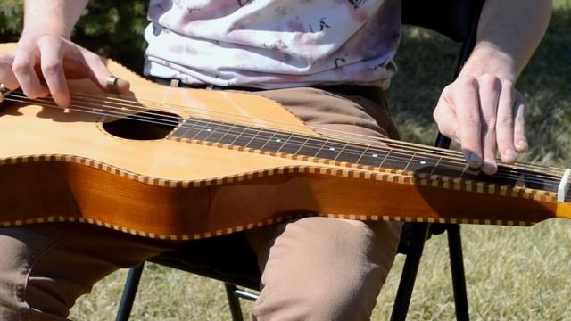 Twisted Wood Guitars | Sitka Original Hawaiian Slide Guitar смотреть онлайн