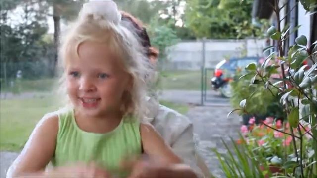 Русско- французская "Катюша", Франция, Монтбазон Август2016 смотреть онлайн