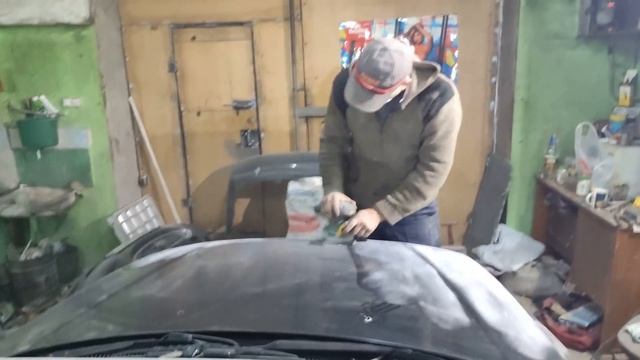На Хундай Акцент крышку багажника в идеал. смотреть онлайн