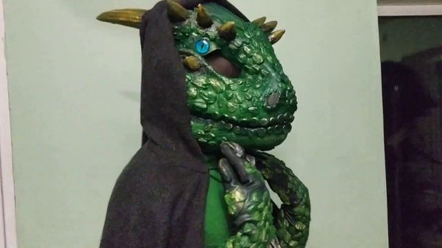 Маска аргонианина с подвижной челюстью смотреть онлайн