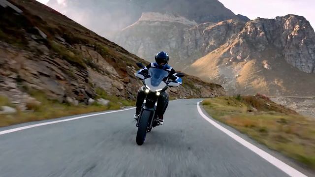 2022 Honda CB500X vs Yamaha Tracer 7 || Specification Comparison смотреть онлайн