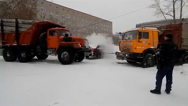 Омутнинск. Дальнобойщики не могут доехать до ОМЗ смотреть онлайн