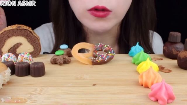 【ASMR】CHOCOLATE SWEETS PARTY?? CHOCOLATE COATED PRETZEL GUMMY, MOCHI MUKBANG 먹방 EATING SOUNDS