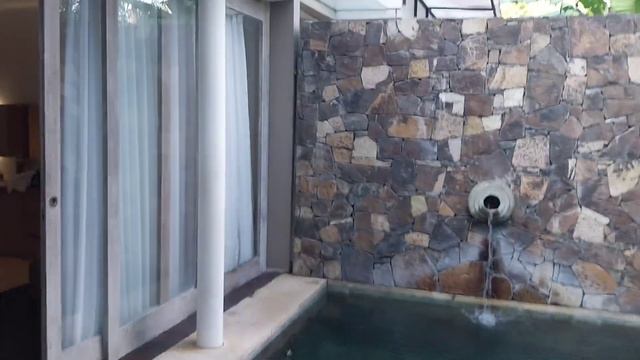 Stay Cation Hotel Mewah SVARGA RESORT LOMBOK смотреть онлайн