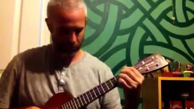 Ukulele in e minor смотреть онлайн