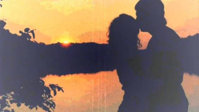 Ю-Питер — Девушка по городу .wmv смотреть онлайн