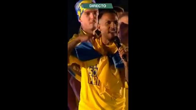 HOY SI HAY FIESTA - Jonathan Viera смотреть онлайн