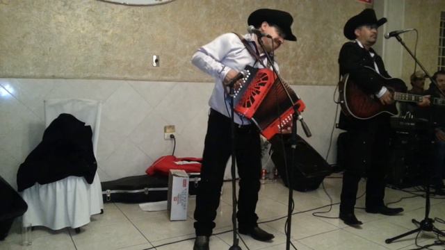 Las tres piedritas, el Gavilan de Acero смотреть онлайн