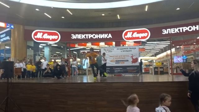 брейк-данс выступление 2 смотреть онлайн