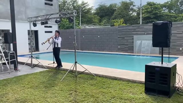 Forever in Love - Ruben H. Castro (Kenny G Cover) смотреть онлайн