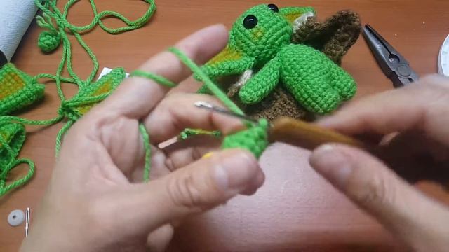 Baby Yoda (Grogu ) Fácil De Tejer Amigurumi Paso A Paso  (brazos)