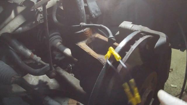 How to Replace Volvo S60 XC60 ABS Speed Sensor 2010-2018 смотреть онлайн