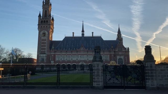 The Hague Netherlands #beach | Things to do in Den Haag | Netherlands Travel series Jayesh & Shreya смотреть онлайн