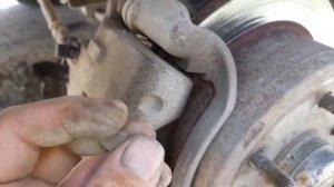 Клинит и перегревается тормозной диск .Возможные причины неисправности.