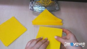 Как просто сложить салфетки в салфетницу.How easy it is to fold napkins into a napkin holder.