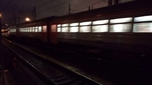 Электропоезд эт2м-128 Сообщением Санкт-Петербург Тосно Отправляется с платформы Обухово смотреть онлайн