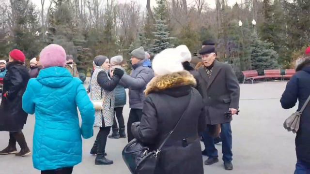 СЕГОДНЯ 17 февраля 2024 г.А ЧЕМ ЖЕ НАЧАЛИСЬ ТАНЦЫ СЕГОДНЯ #kharkiv #dance смотреть онлайн