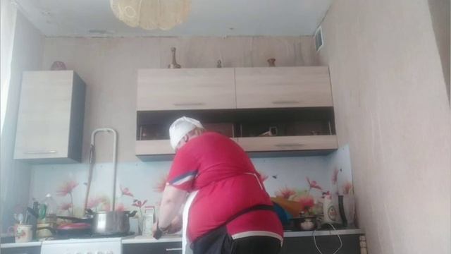 приготовил очень вкусный гороховый супчик смотреть онлайн