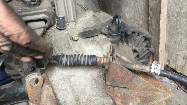 Оторвался трос сцепления, провалилась педель, ВАЗ 2115, . Как доехать до места ремонта. смотреть онлайн